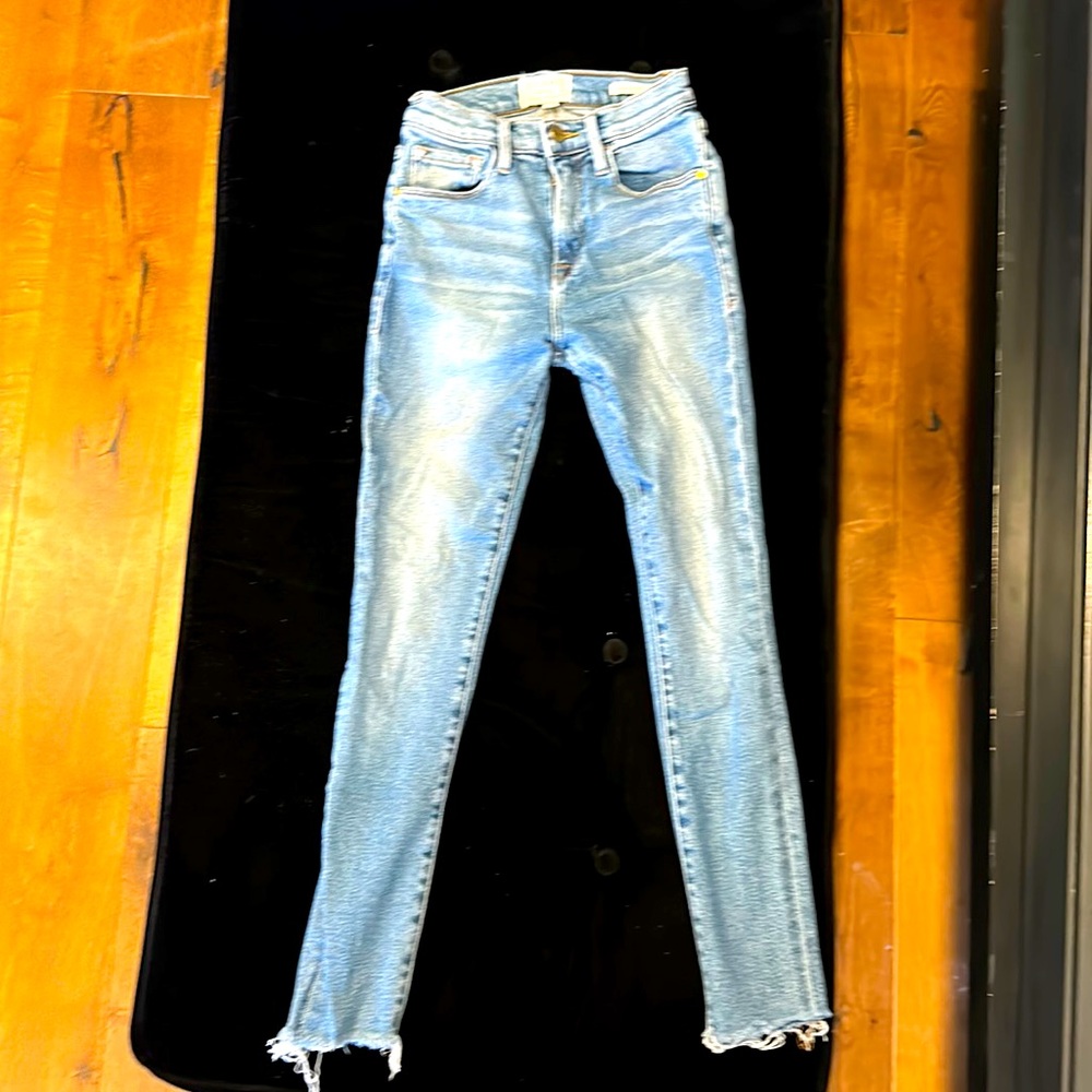 Frame Ali High Rise Raw Hem Skinny Jean 23